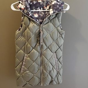 Lululemon down, puffer reversible vest